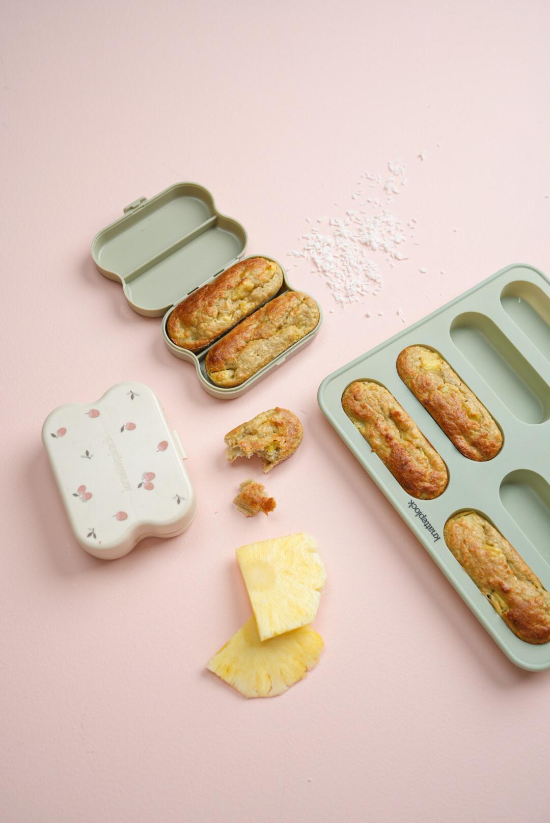 Grötpinnar med ananas och kokos