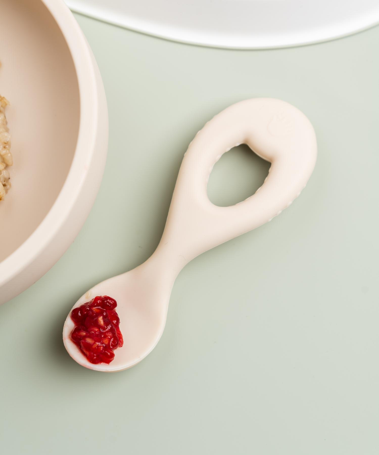 Greppvänlig barnsked i silikon Knatteplock