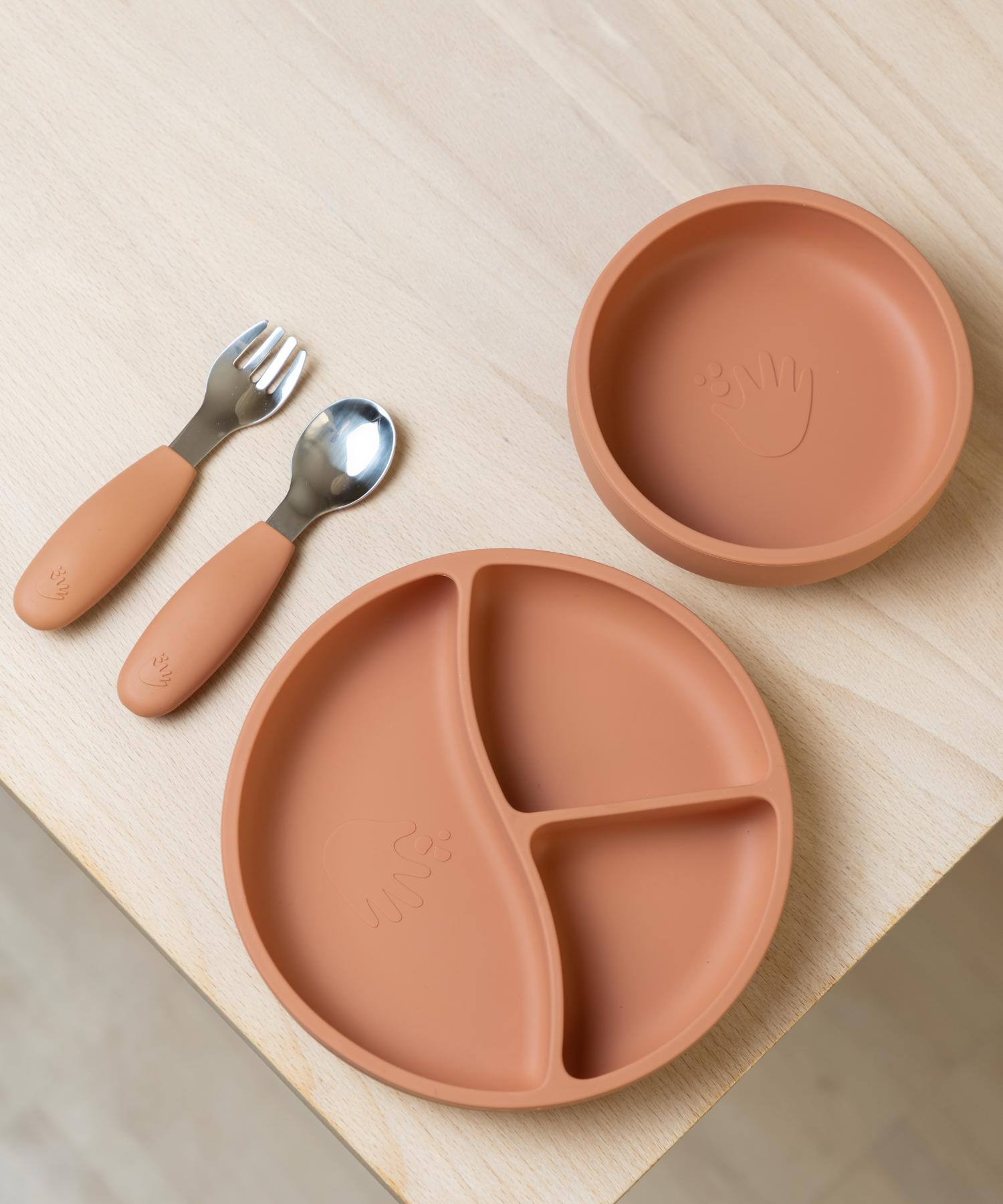 Barnservis i LFGB-certifierat silikon Knatteplock