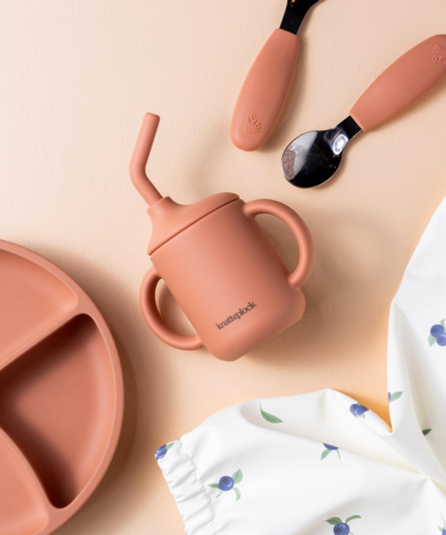 Barnservis Knatteplock