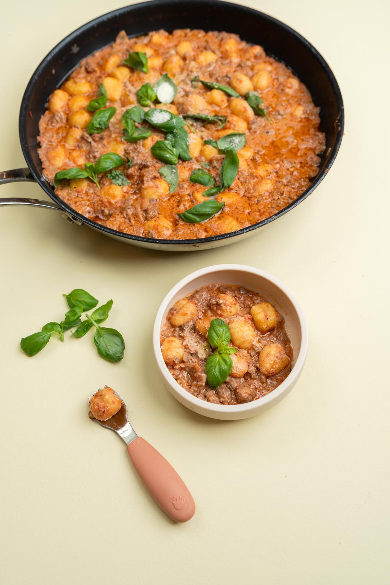 Krämig gnocchipanna med nötfärs