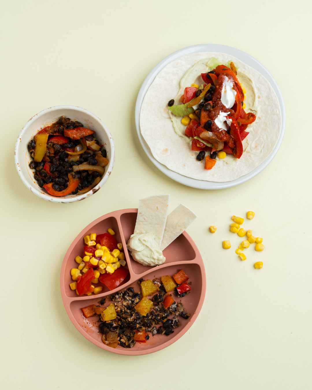 Fajitas med bönor och avokadosås
