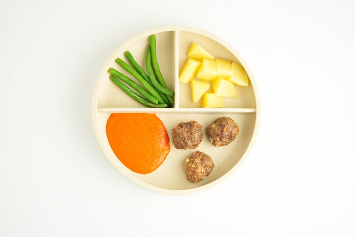 Köttbullar i ugn med paprikasås & potatis
