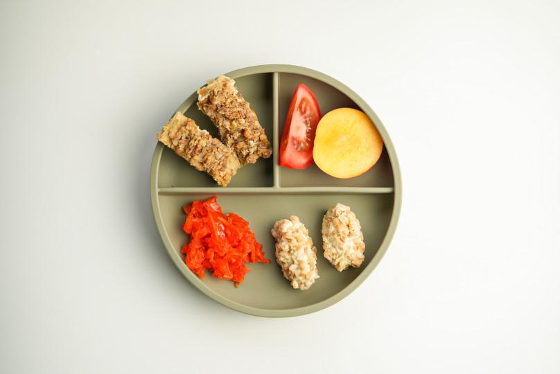 Sallad med nektariner och linser