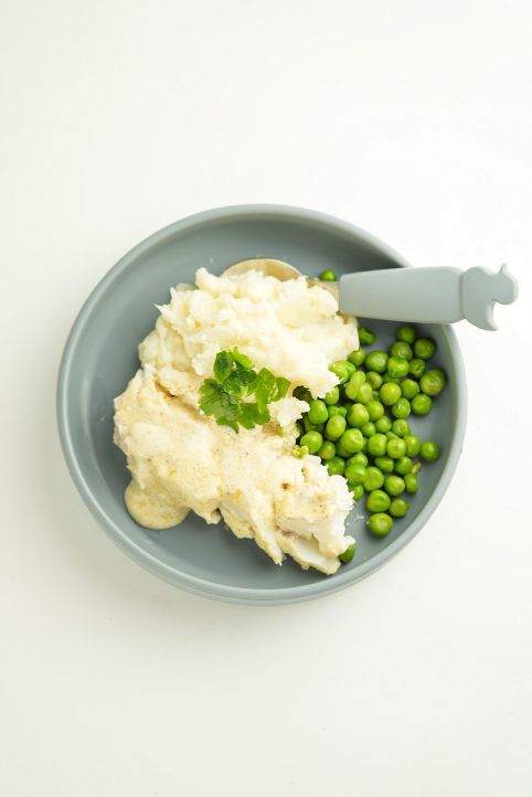 Fisk i citronsås med potatis- och blomkålsmos