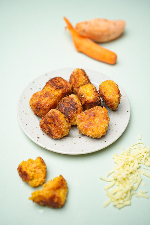 Ostiga morot-och sötpotatisbollar