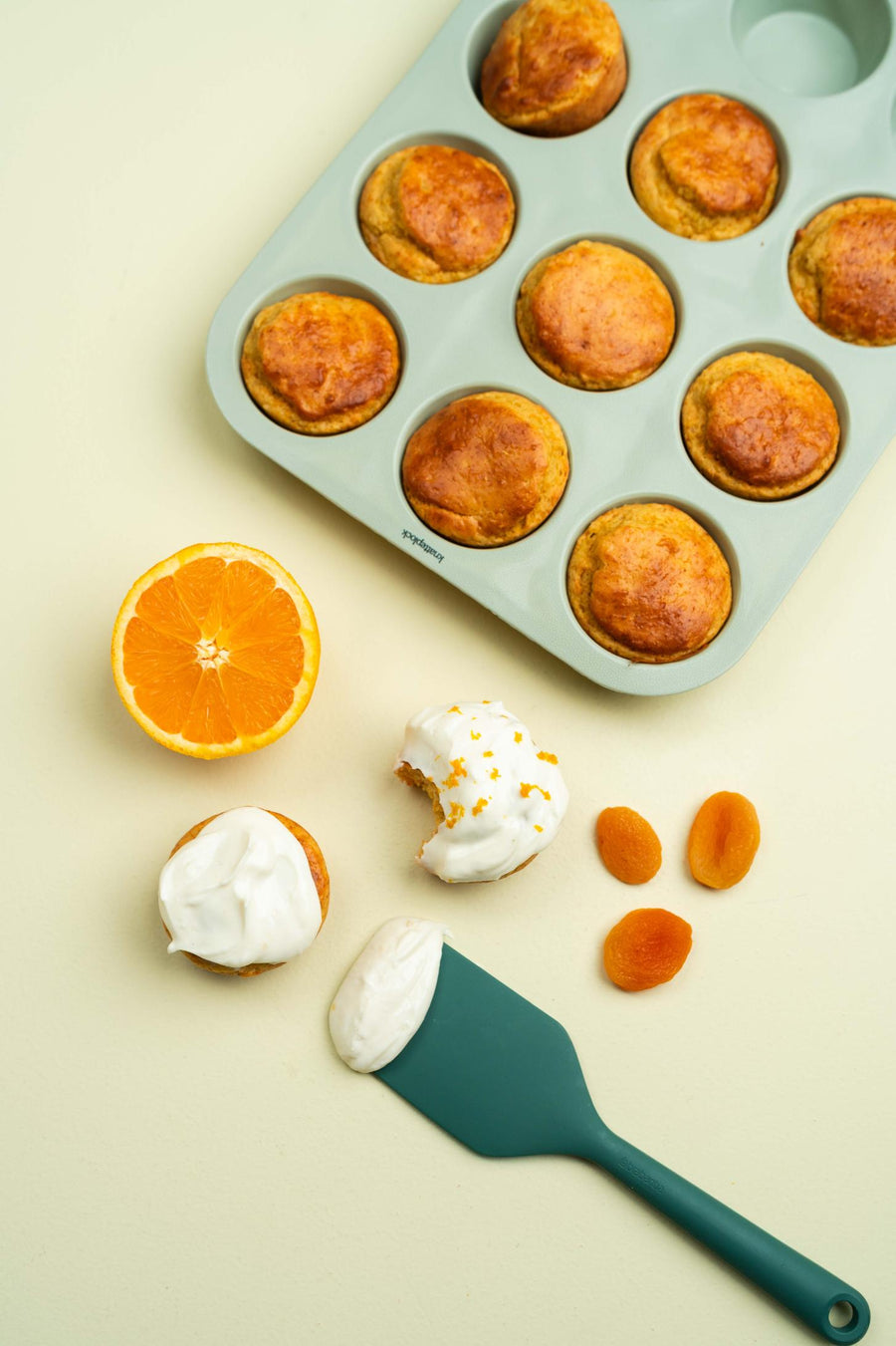 Fluffiga apelsinmuffins med aprikos