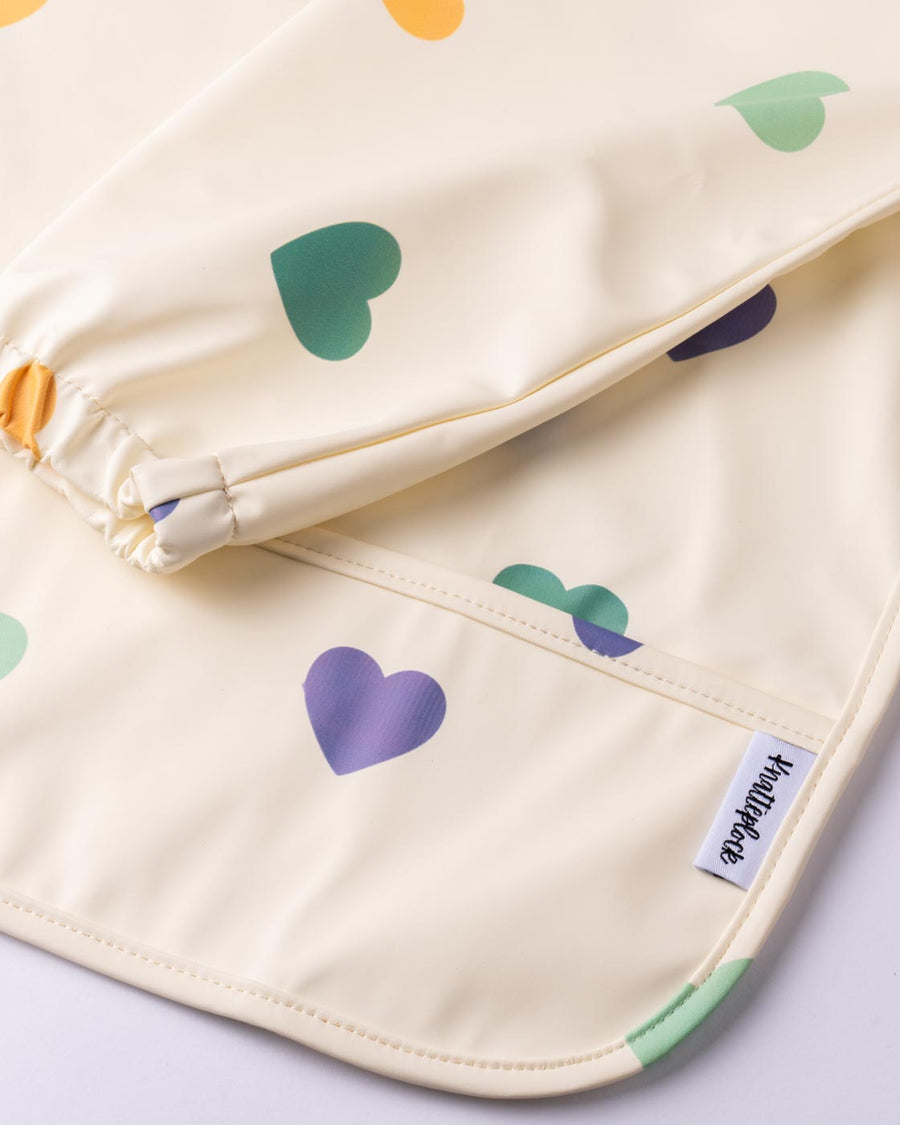 Bib with sleeves - Color hearts