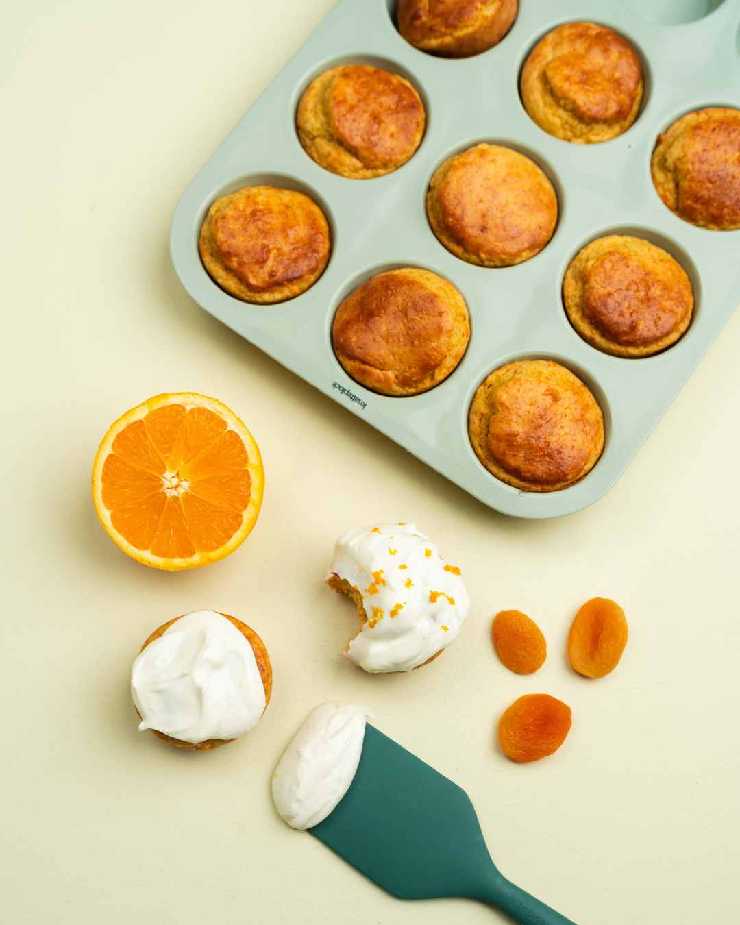Fluffiga apelsinmuffins med aprikos