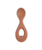 Grip -friendly children's spoon - soft terracotta