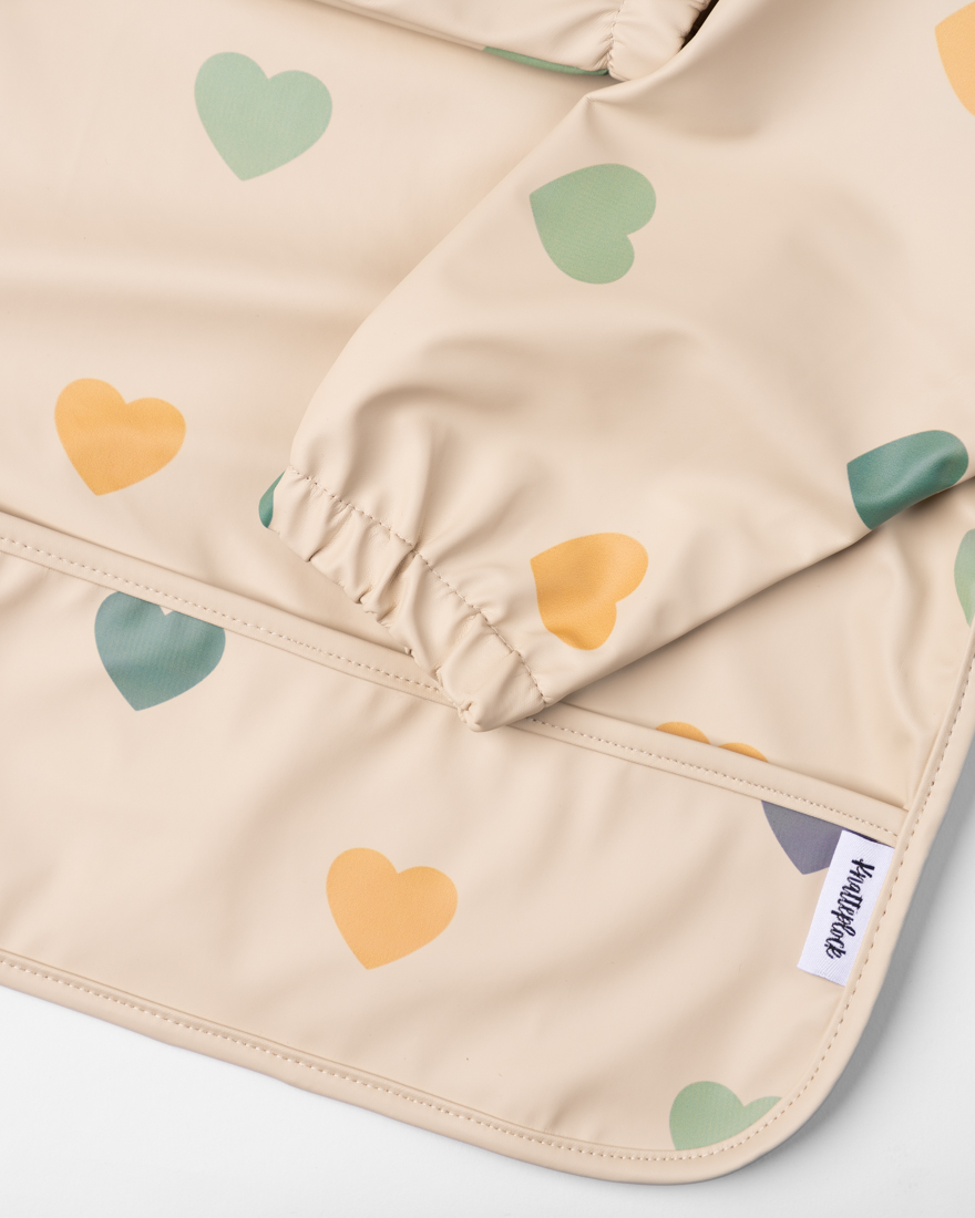 Bib with sleeves - Color hearts